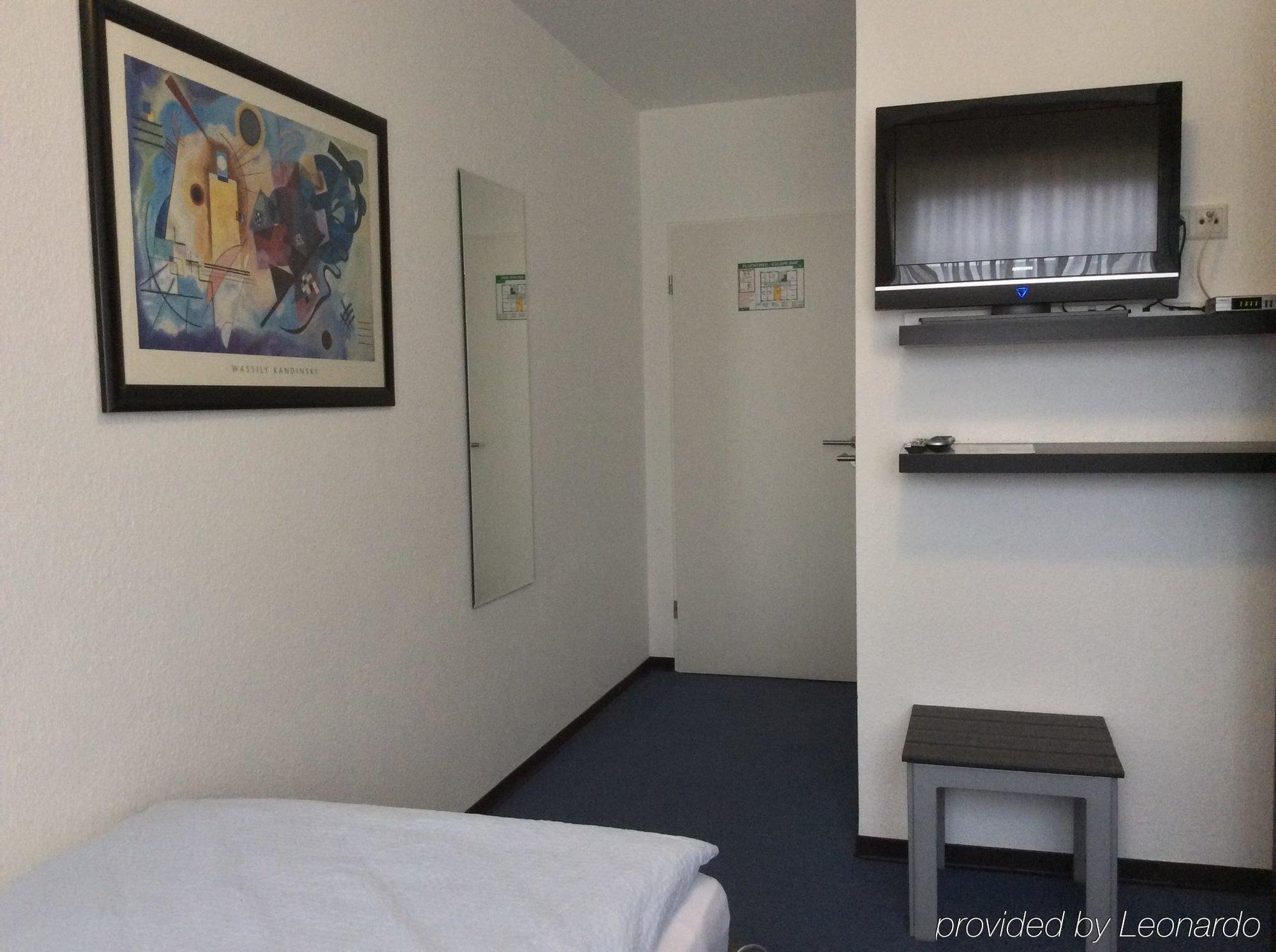 Hotel Alt Buettgen Карст Екстер'єр фото