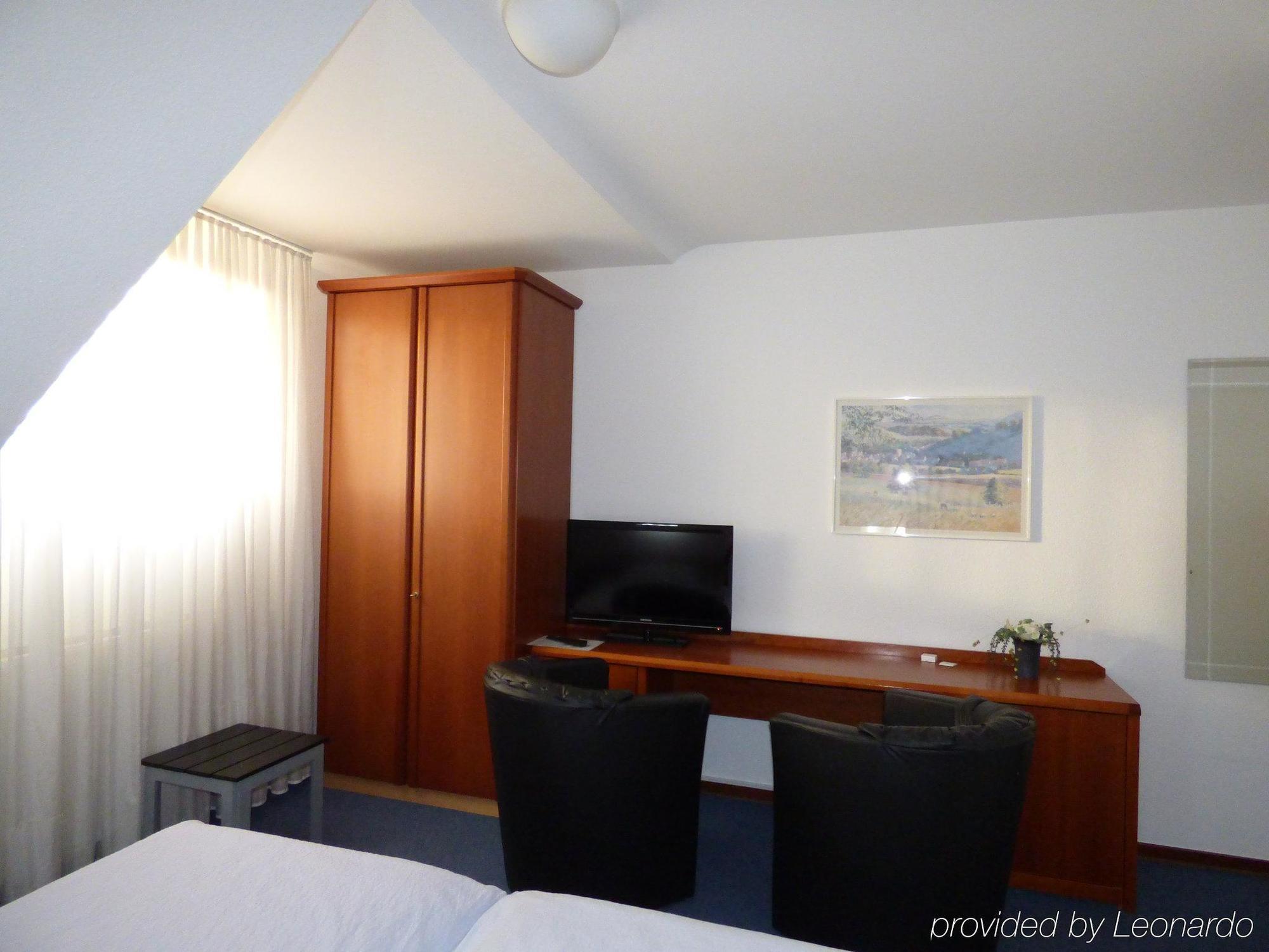 Hotel Alt Buettgen Карст Екстер'єр фото