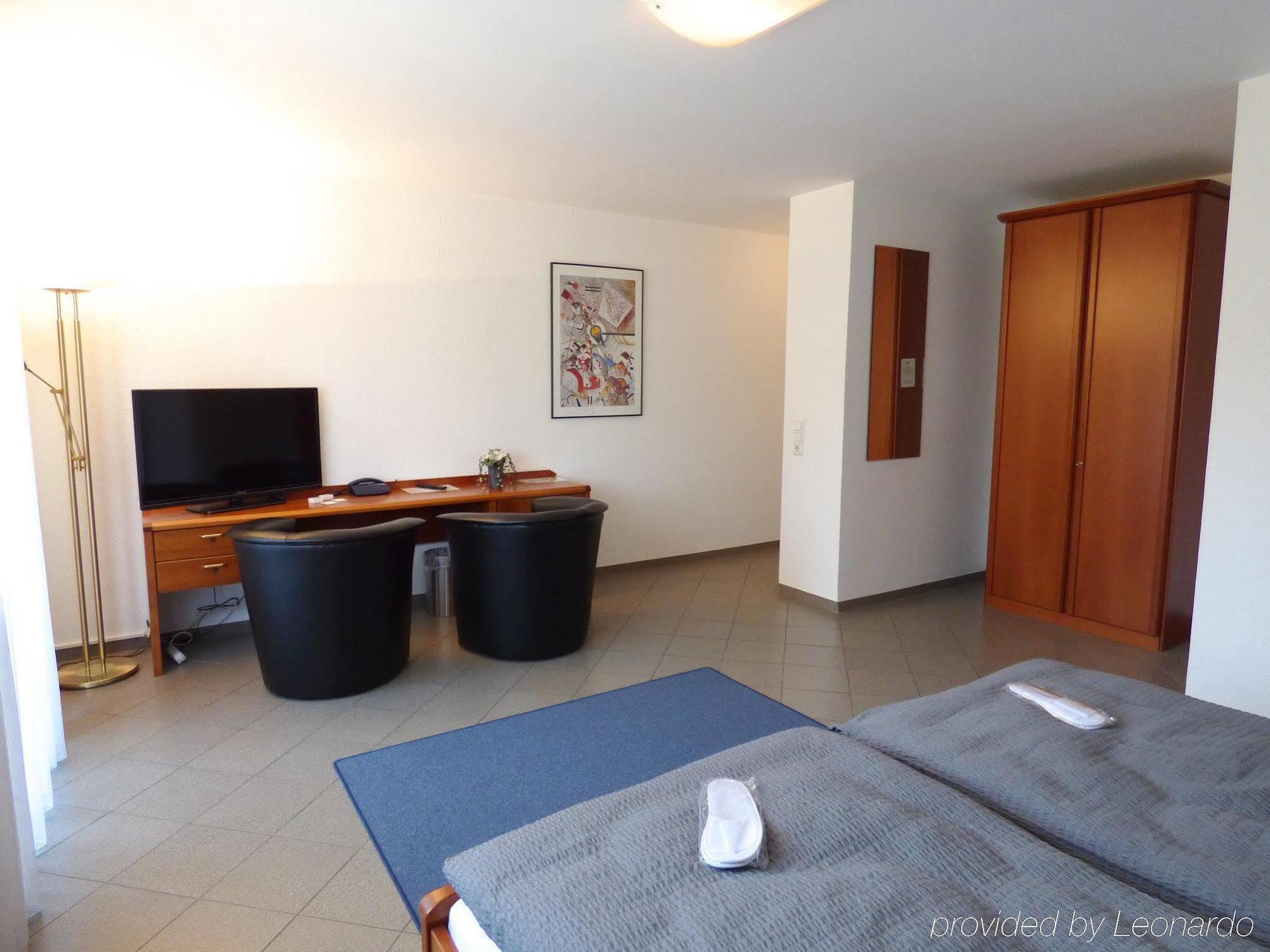 Hotel Alt Buettgen Карст Екстер'єр фото